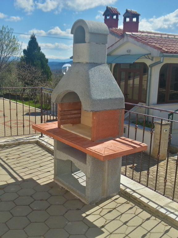 Villa Lara Karojba Cameră foto